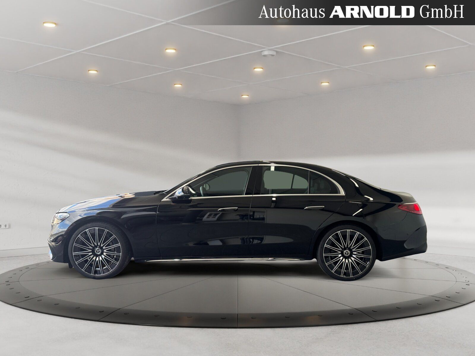Mercedes-Benz E 220 d 4M AMG-Line SUPERSCREEN 21" 360° DISTR.