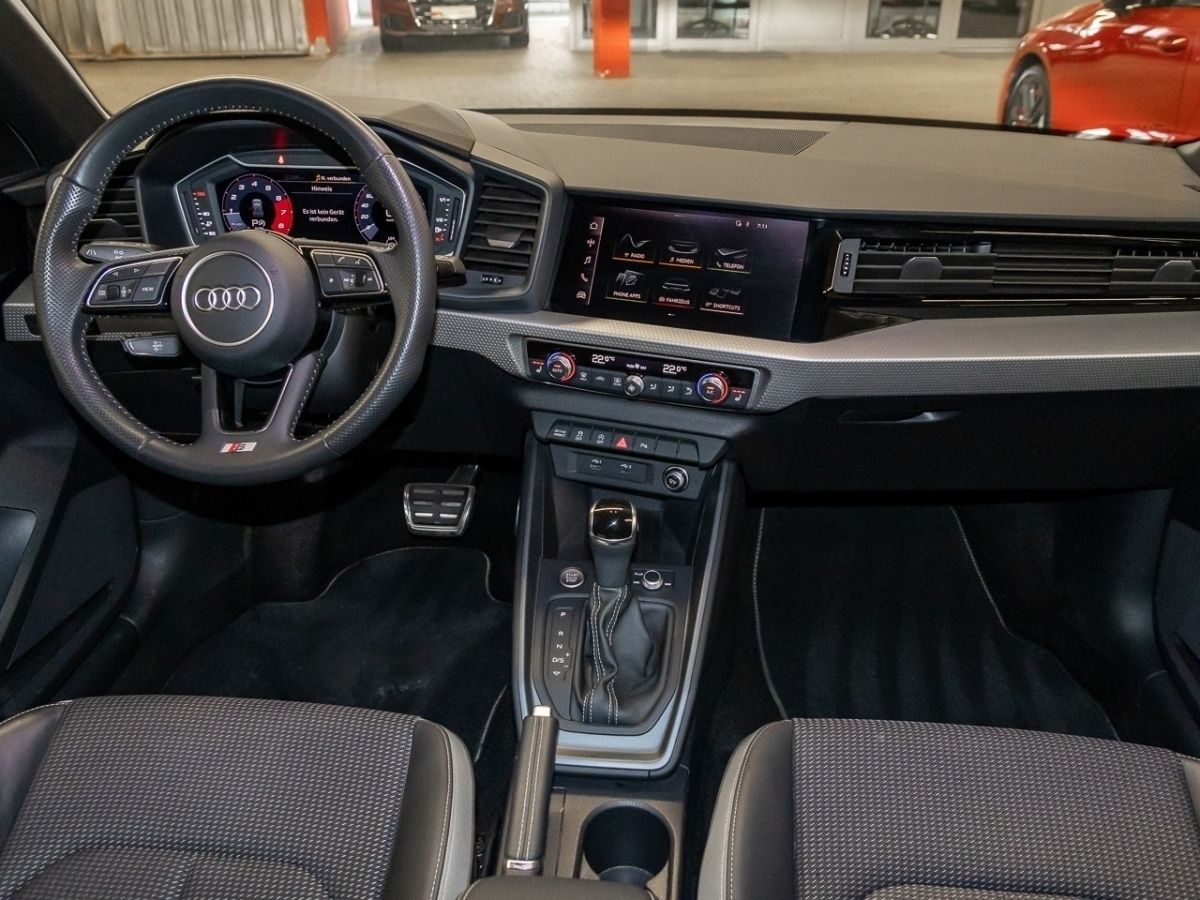 Audi A1 Sportback 40 TFSI S line - Samsaru's Car Outlet