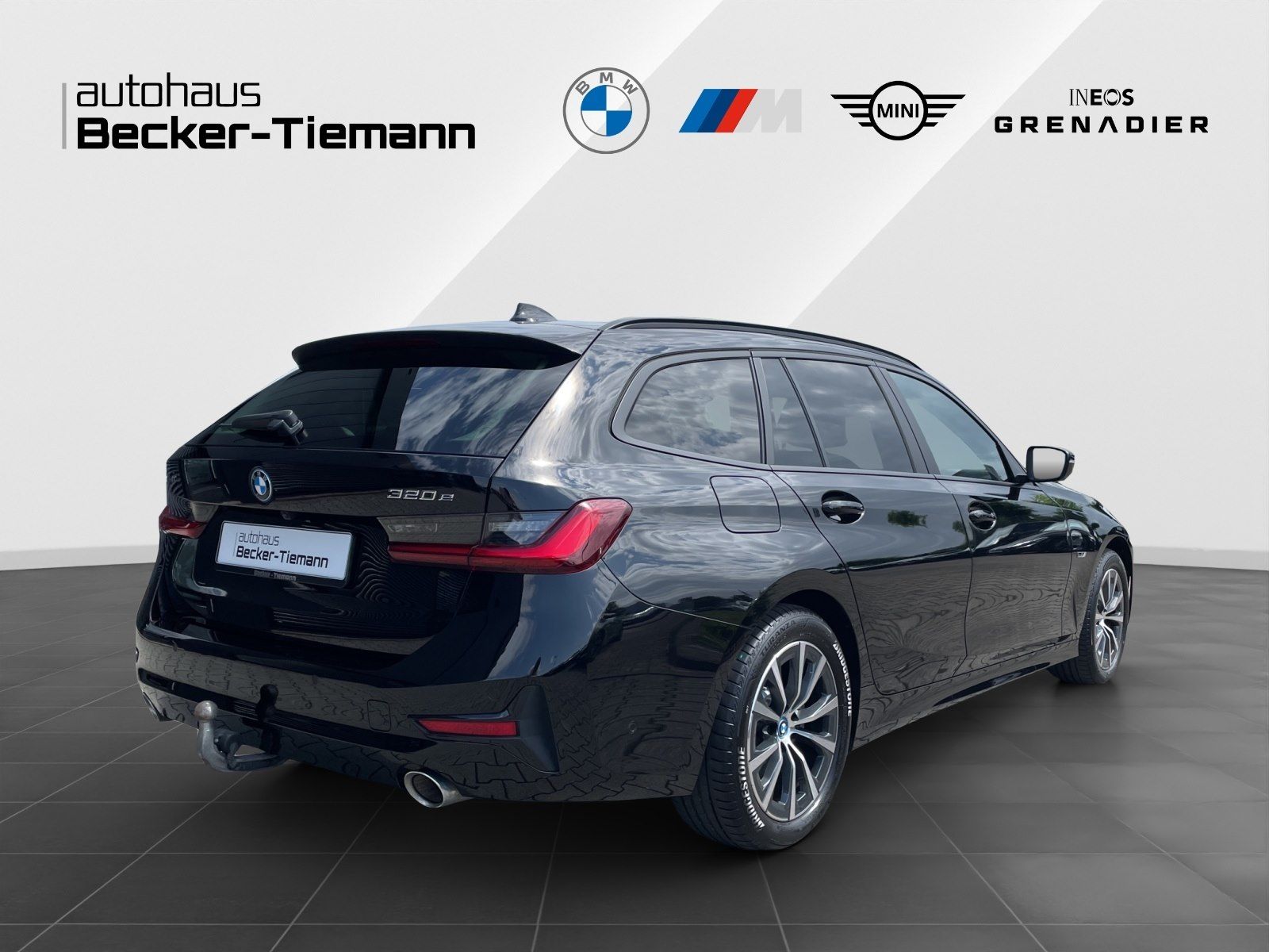 BMW 320e xDrive Touring - Samsaru's Car Outlet