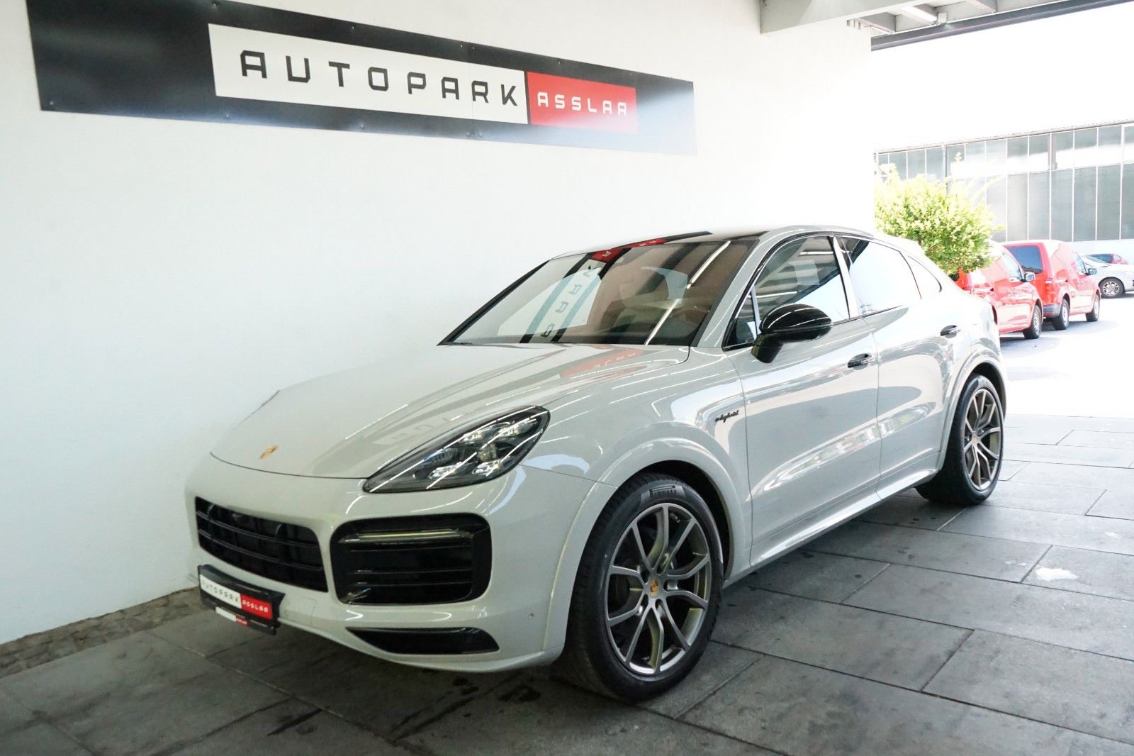 Porsche Cayenne Coupe E-Hybrid MY2021/NEW/KREIDE/1800km