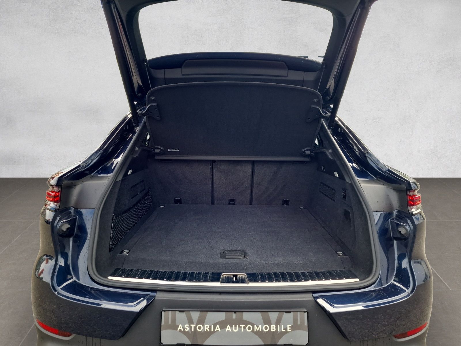 Porsche Cayenne Coupe Hybrid BiColor 360 LuftBOSE ACC