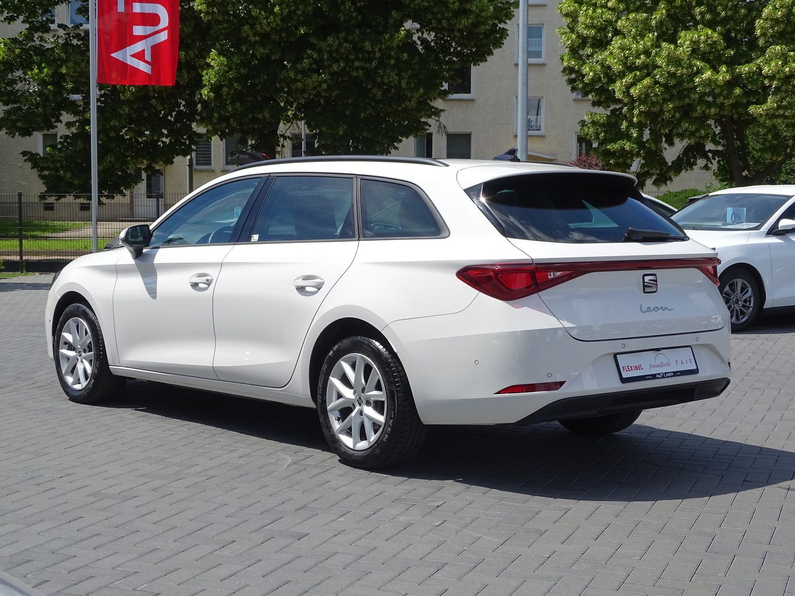 Seat Leon Sportstourer 2.0 TDI Style LED Navi ACC AHK