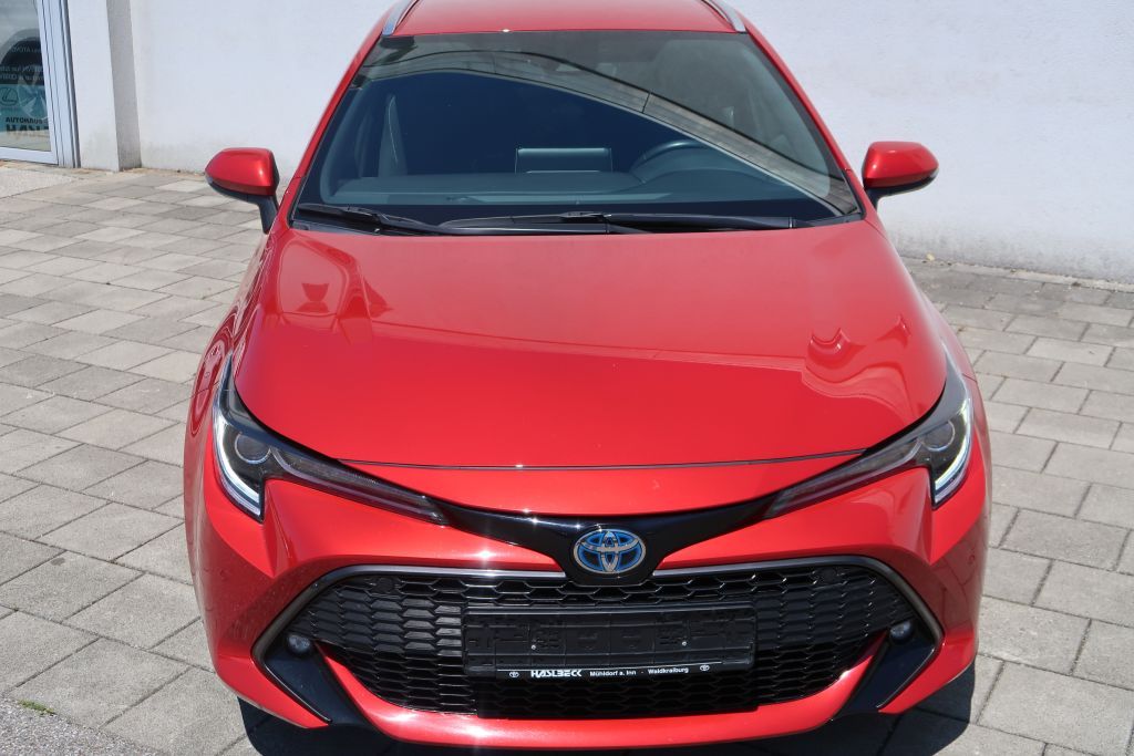 Toyota Corolla 2.0 Hybrid Touring S - Samsaru's Car Outlet