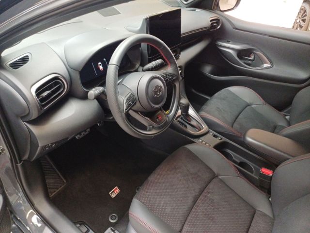 Toyota Yaris GR Sport 1.5 Dual-VVT-iE EU6e Hybrid *Safe