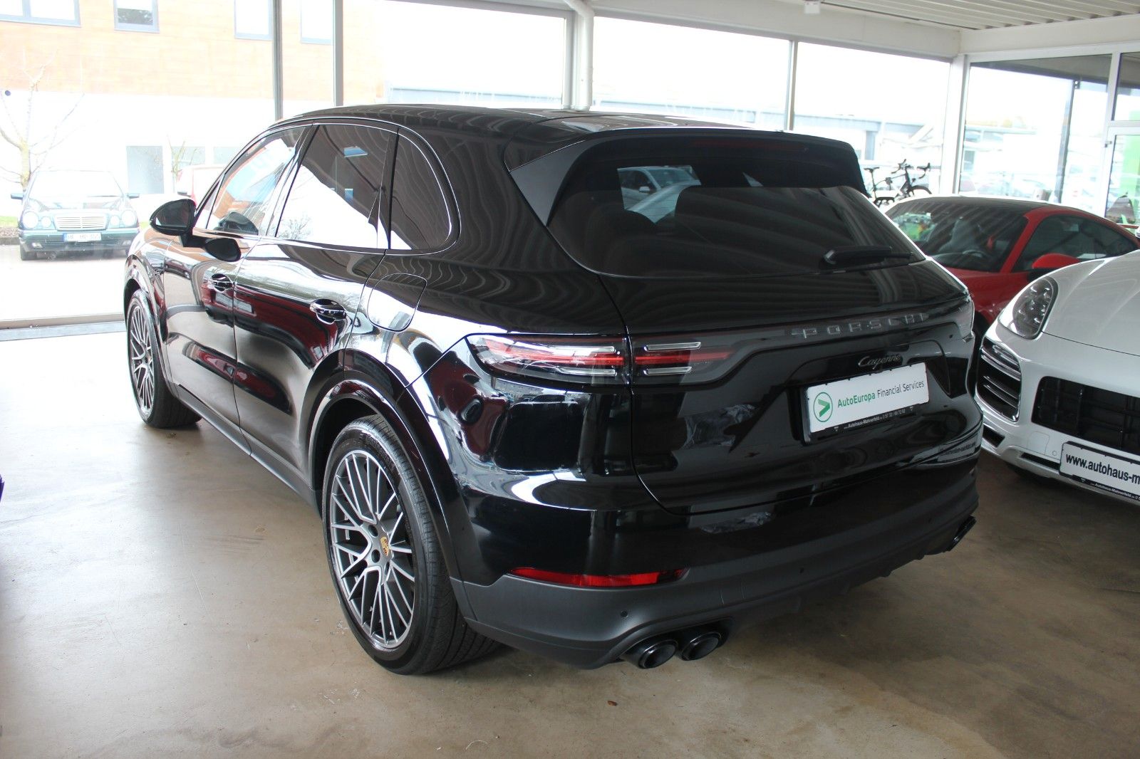 Porsche Cayenne E-Hybrid Platinum Edition/SportChrono