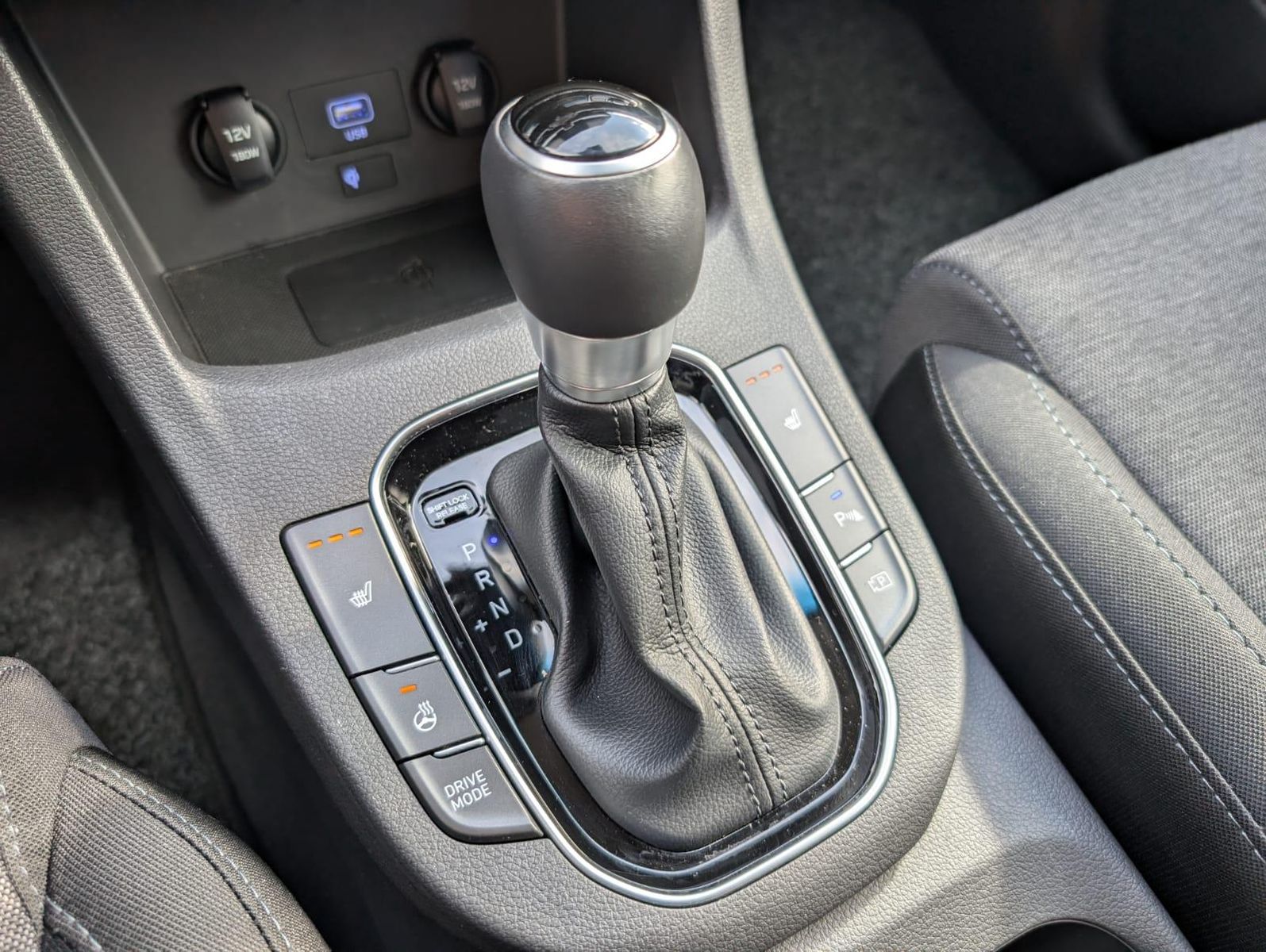 Hyundai i30 1.0 DCT Trend - Samsaru's Car Outlet