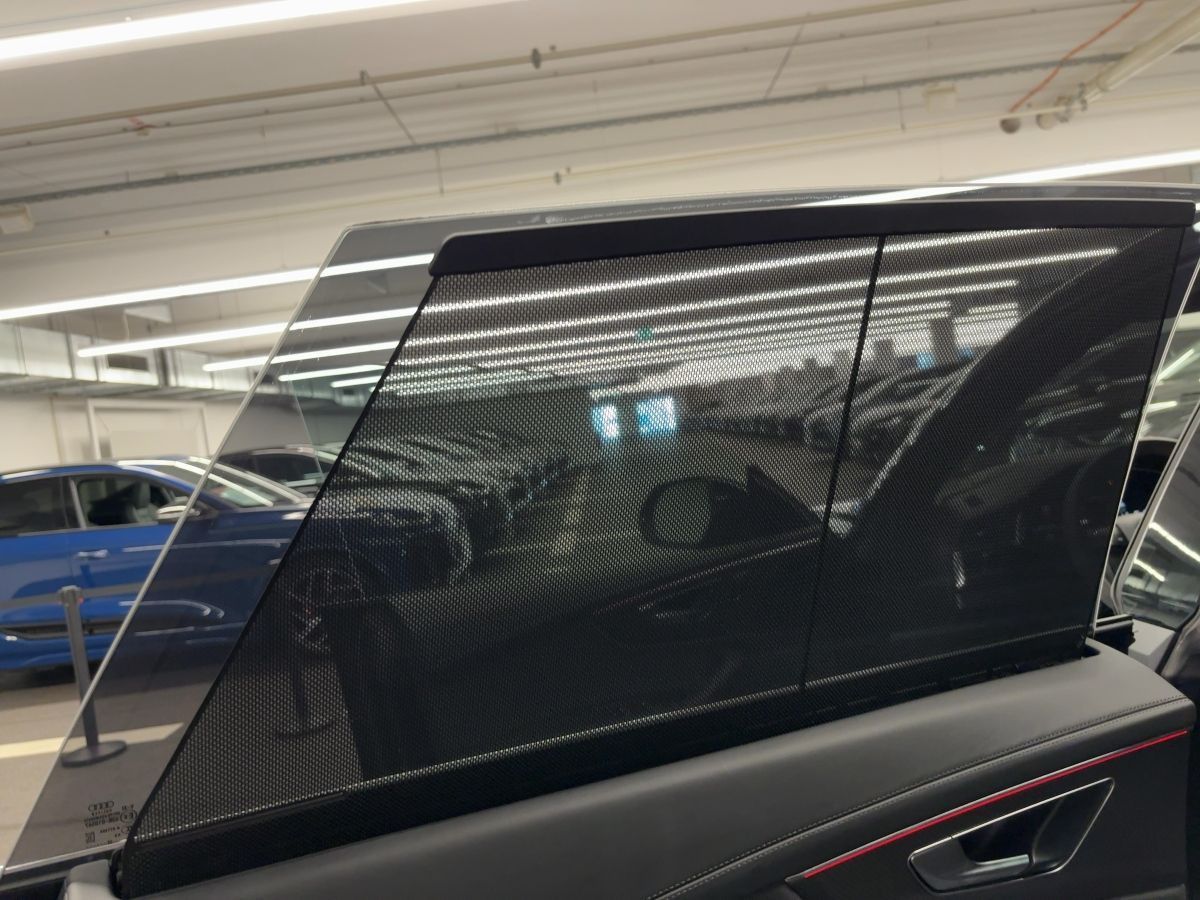 Audi RS Q8 tiptr. STDHZG MATRIX HUD PANO 360°K