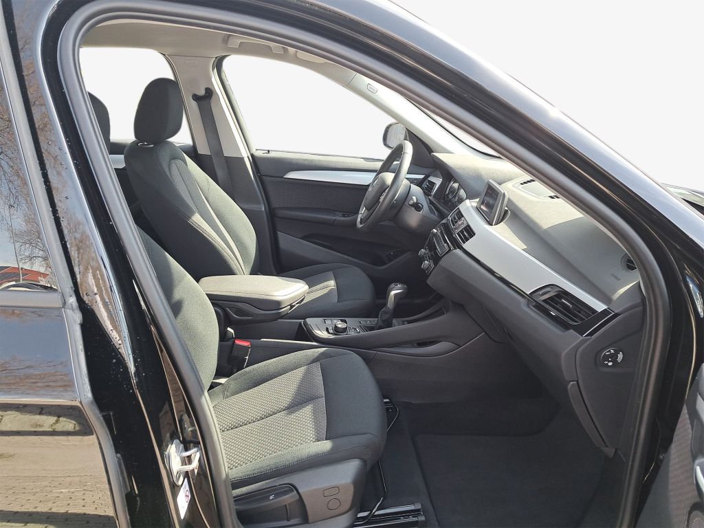 BMW X1 xDrive25e Advantage - Samsaru's Car Outlet