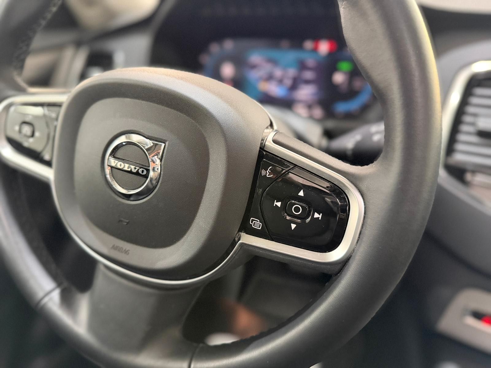 Volvo XC90 T8 Plus Bright Hybrid AWD Pano.|AHK|7 Sitze