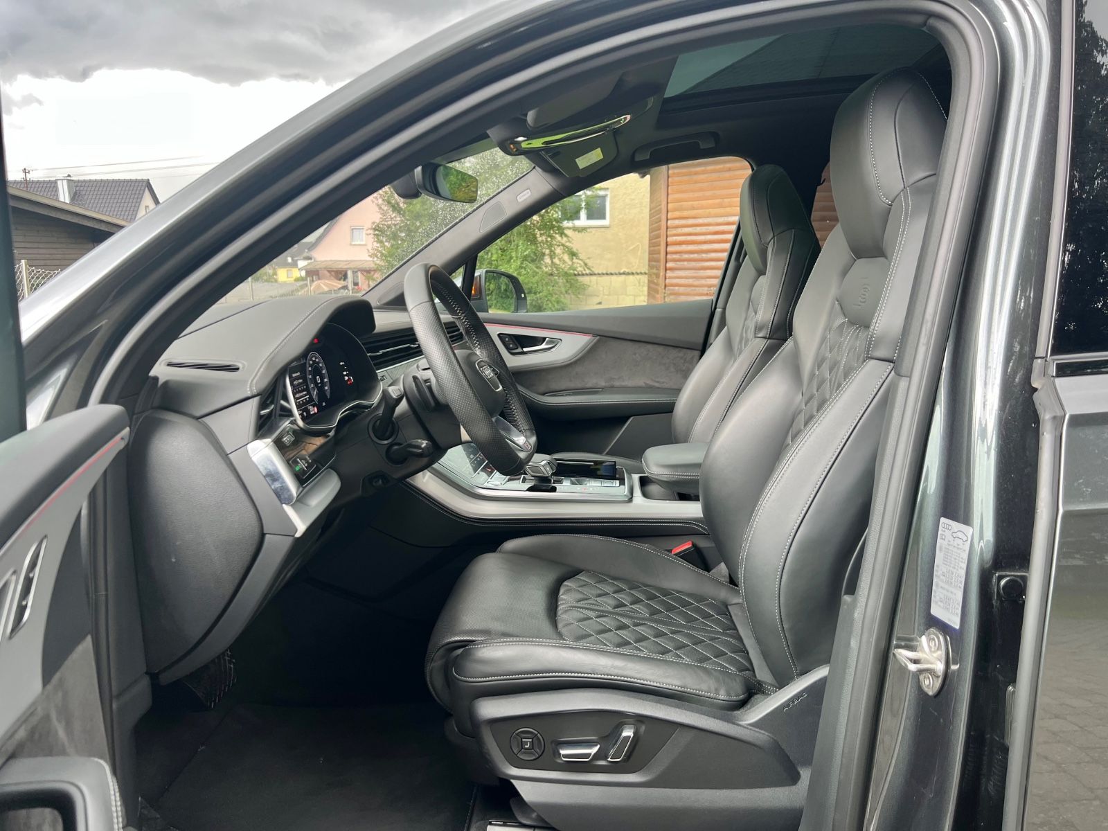 Audi Q7 60TFSIe QUA S line PANO LASER SITZKLIMA 22"