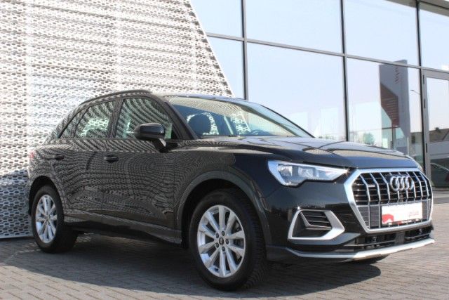Audi Q3 35 TDI quattro S tronic - Samsaru's Car Outlet