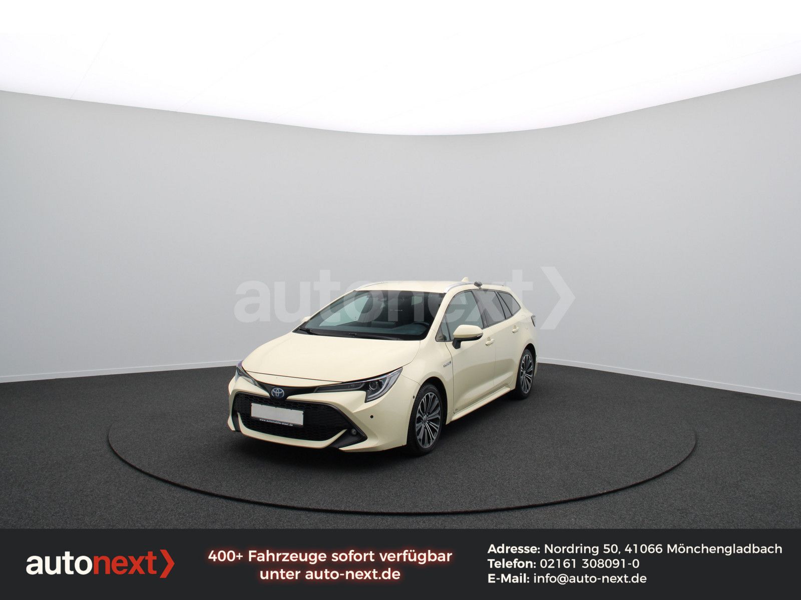 Toyota Corolla 2.0 Hybrid Business Edition - Samsaru's Car Outlet