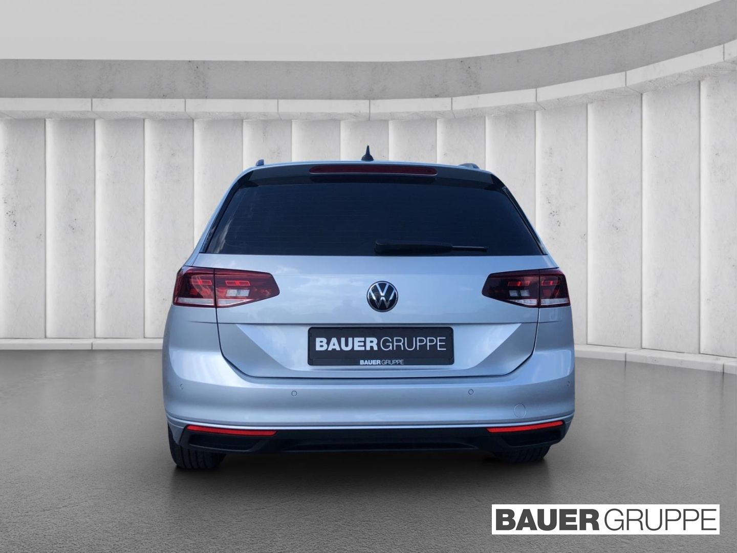 Volkswagen Passat Variant 2.0 TDI - Samsaru's Car Outlet