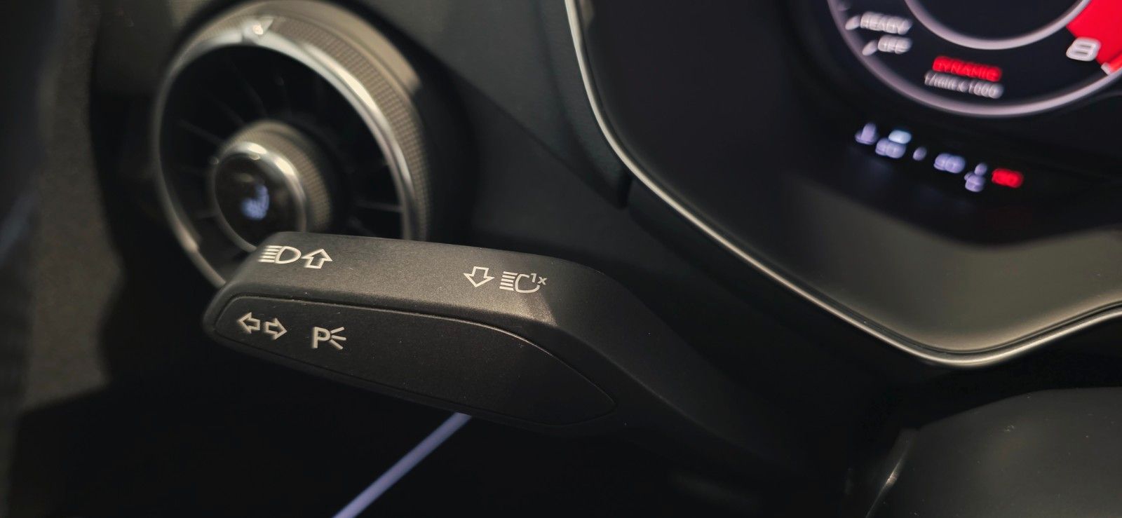 Audi TT Coupe 45 TFSI quattro +B&O+Vurtual+Carbon+LED
