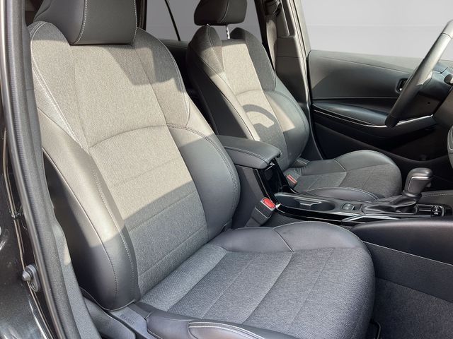 Toyota Corolla Touring Sports 1.8 Hybrid - Samsaru's Car Outlet