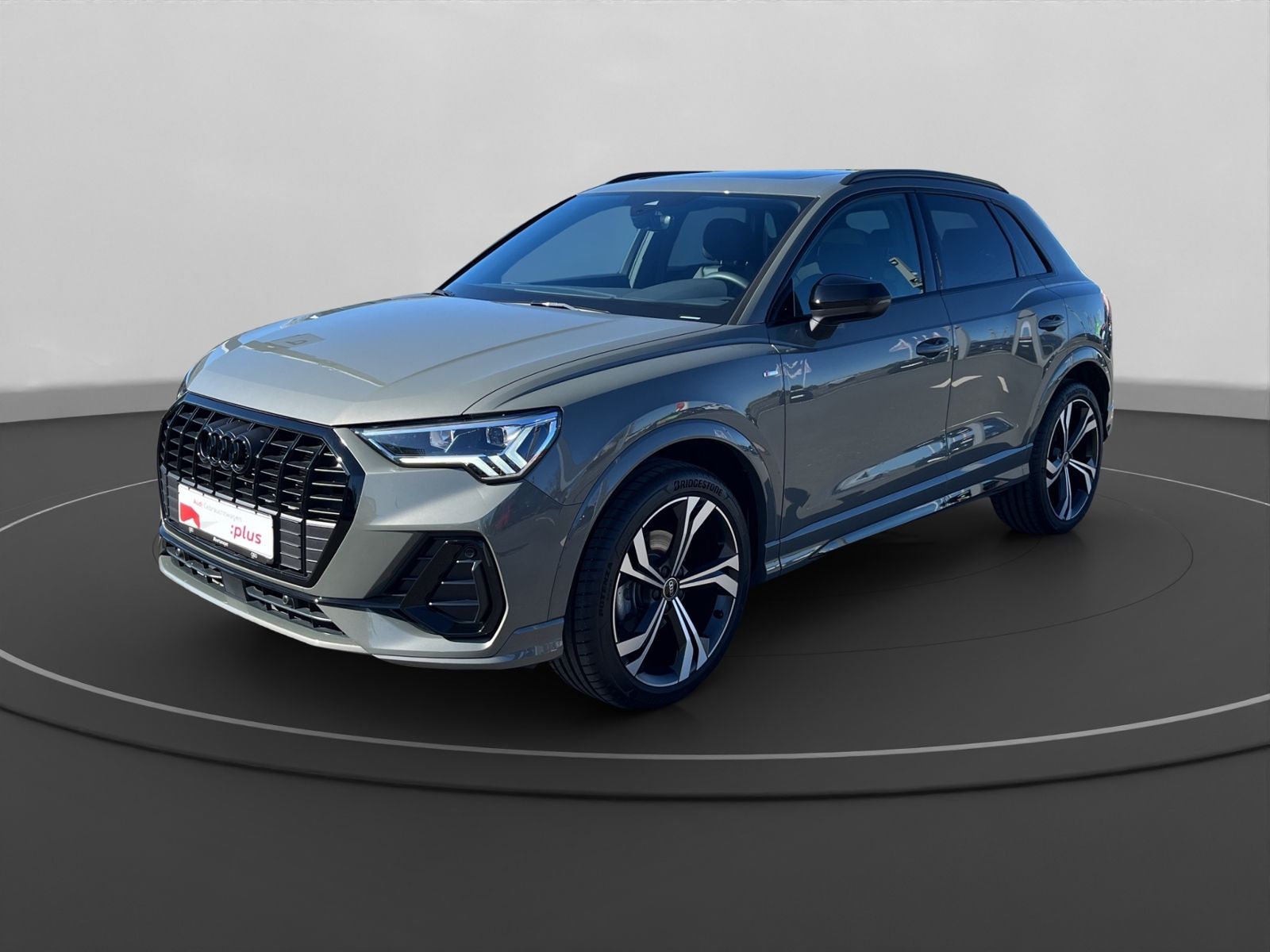 Audi Q3 35 TDI S-LINE+LED+NAVI+PANO