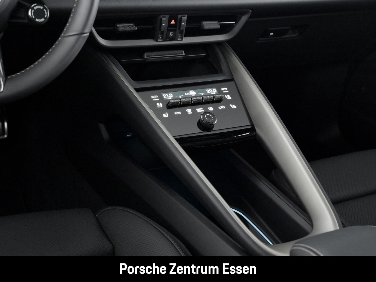 Porsche Macan Turbo S - Samsaru's Car Outlet