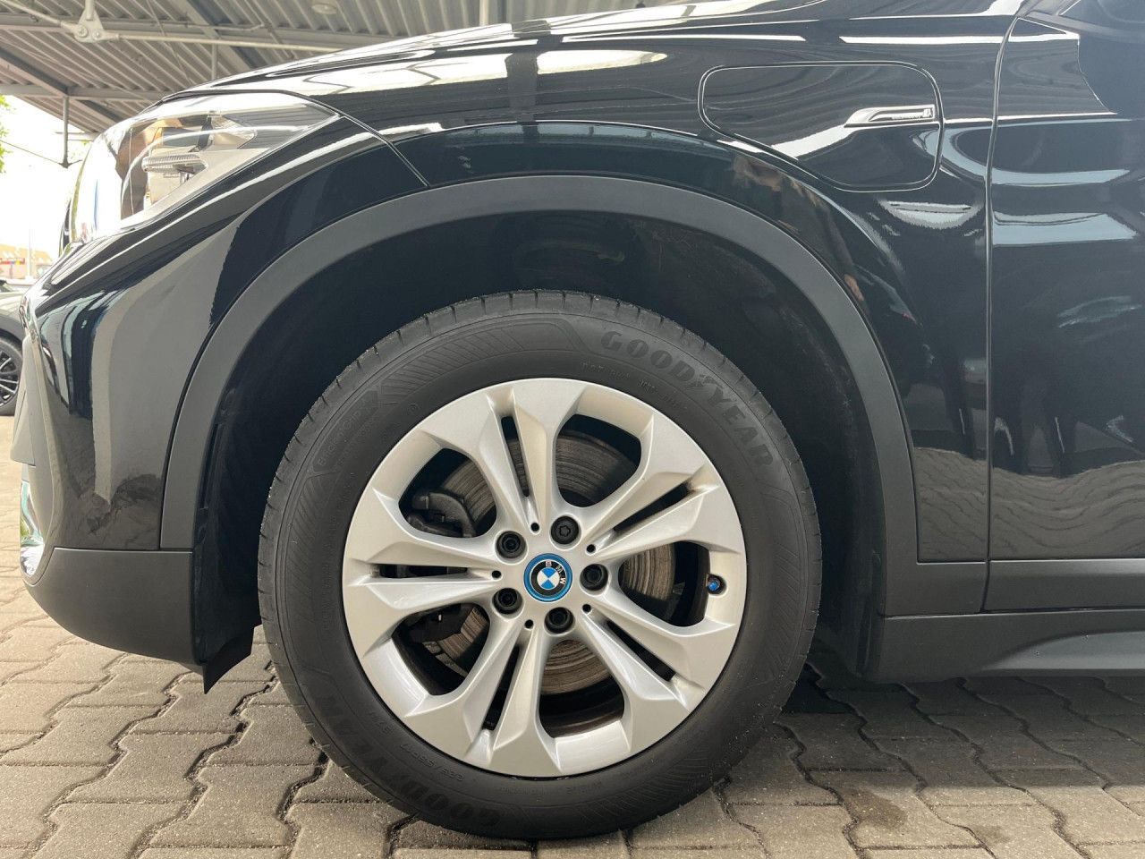 BMW X1 xDrive25e Advantage - Samsaru's Car Outlet