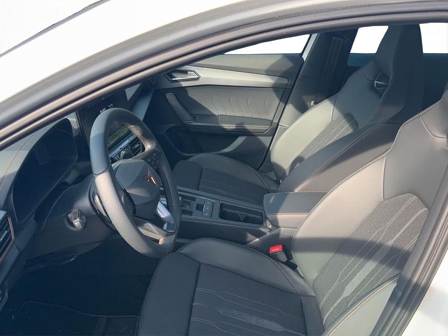 Cupra Formentor 1.5 TSi DSG - Samsaru's Car Outlet
