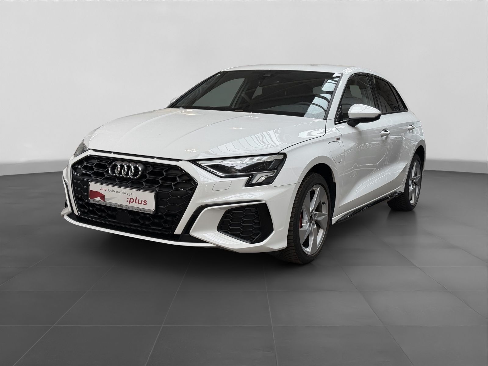Audi A3 Sportback 45 TFSIe S LINE LED SITZHZ GJR LM17