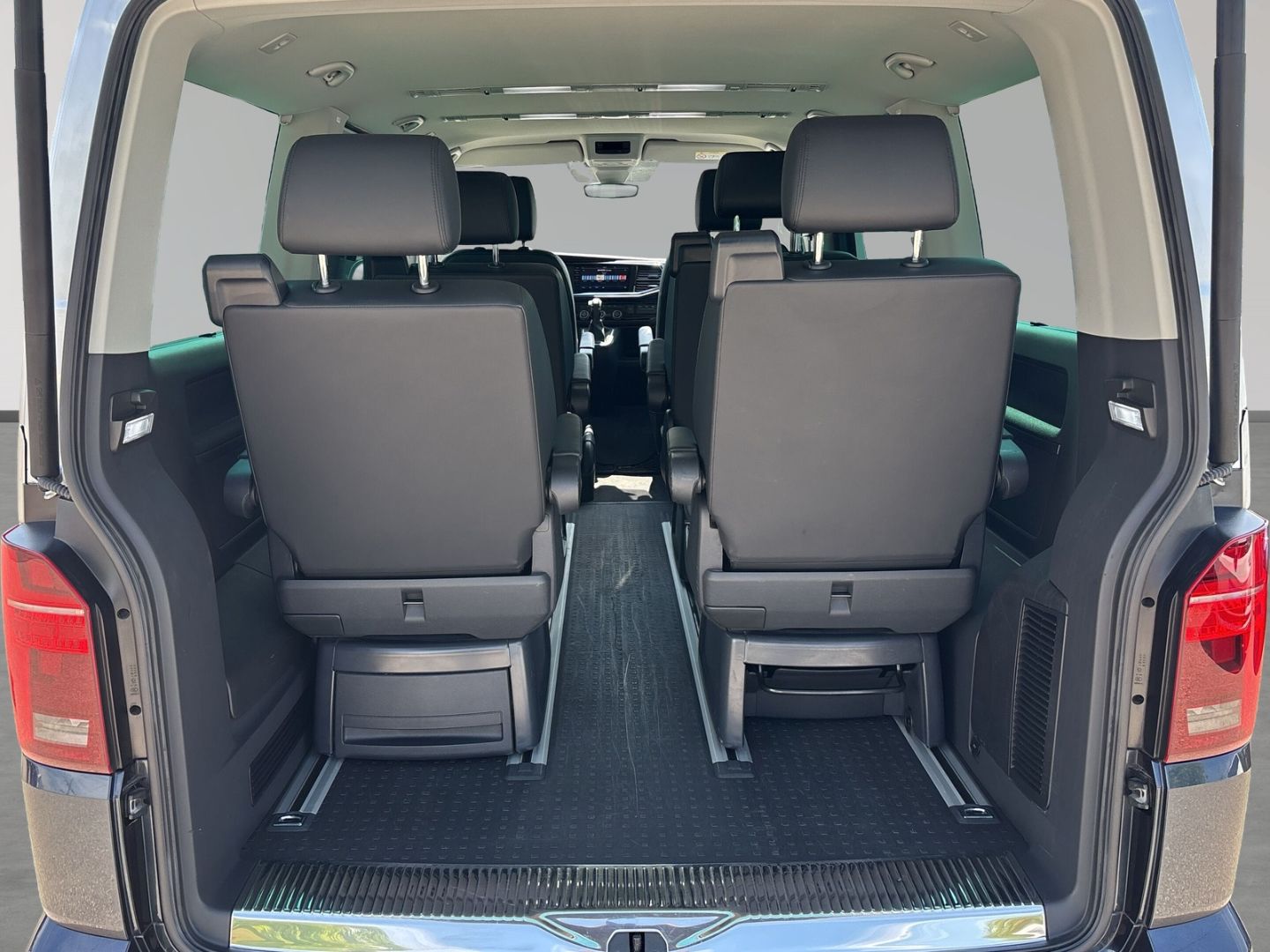 Volkswagen T6.1 Multivan 2,0 TDI Generation SIX 4M LED Kame