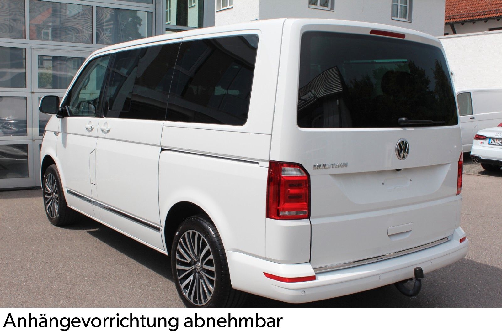 Volkswagen T6 Multivan Highline DSG - Samsaru's Car Outlet
