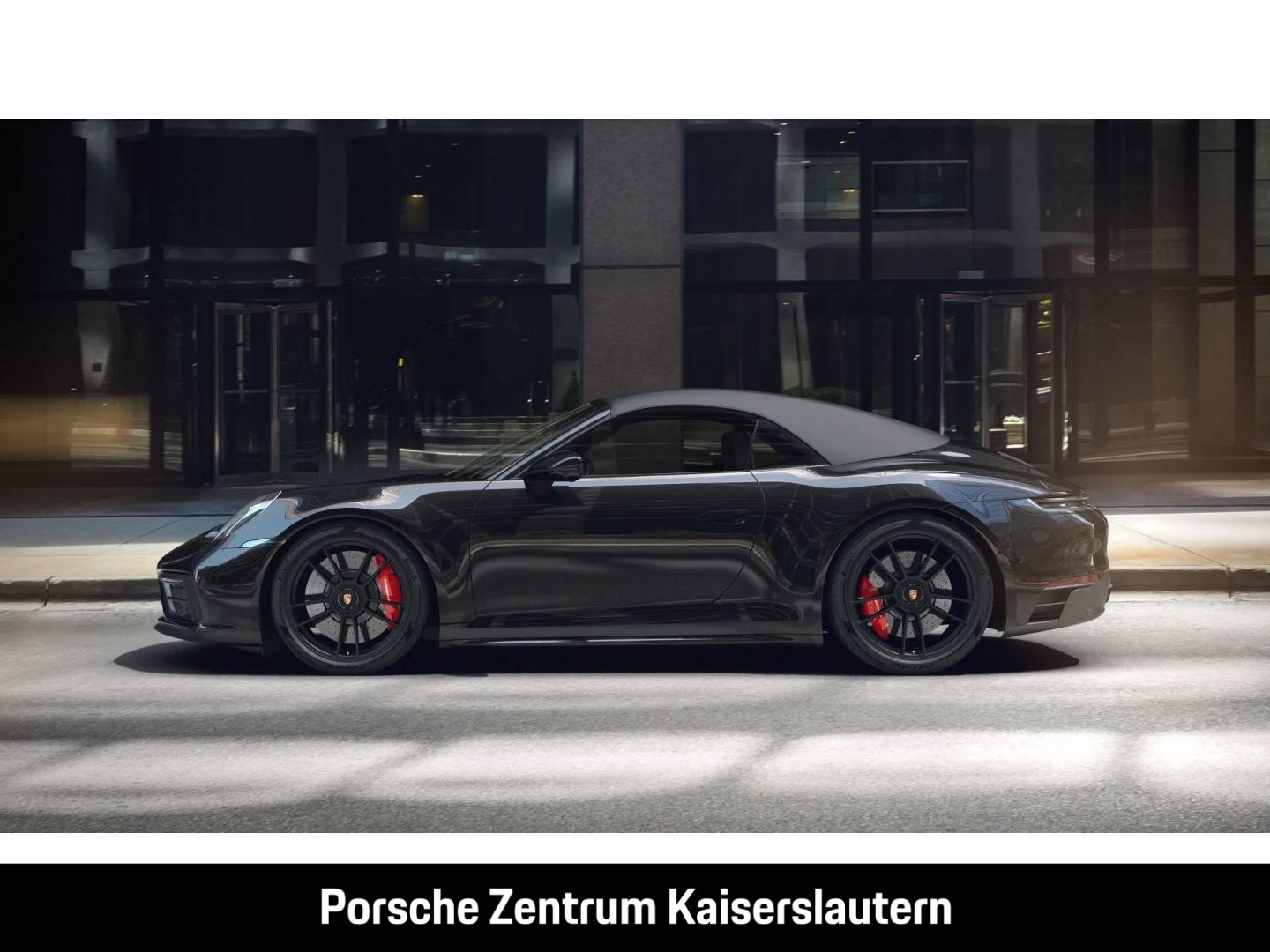 Porsche 992 911 Carrera 4 GTS Cabrio Burmester InnoDrive