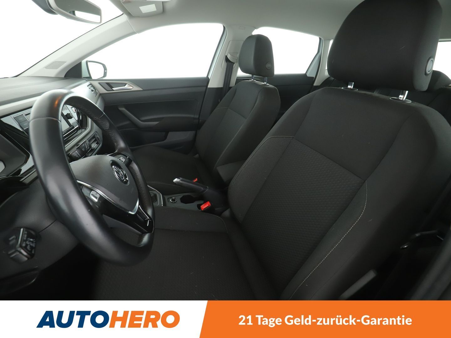 Volkswagen Polo 1.0 TSI Comfortline - Samsaru's Car Outlet
