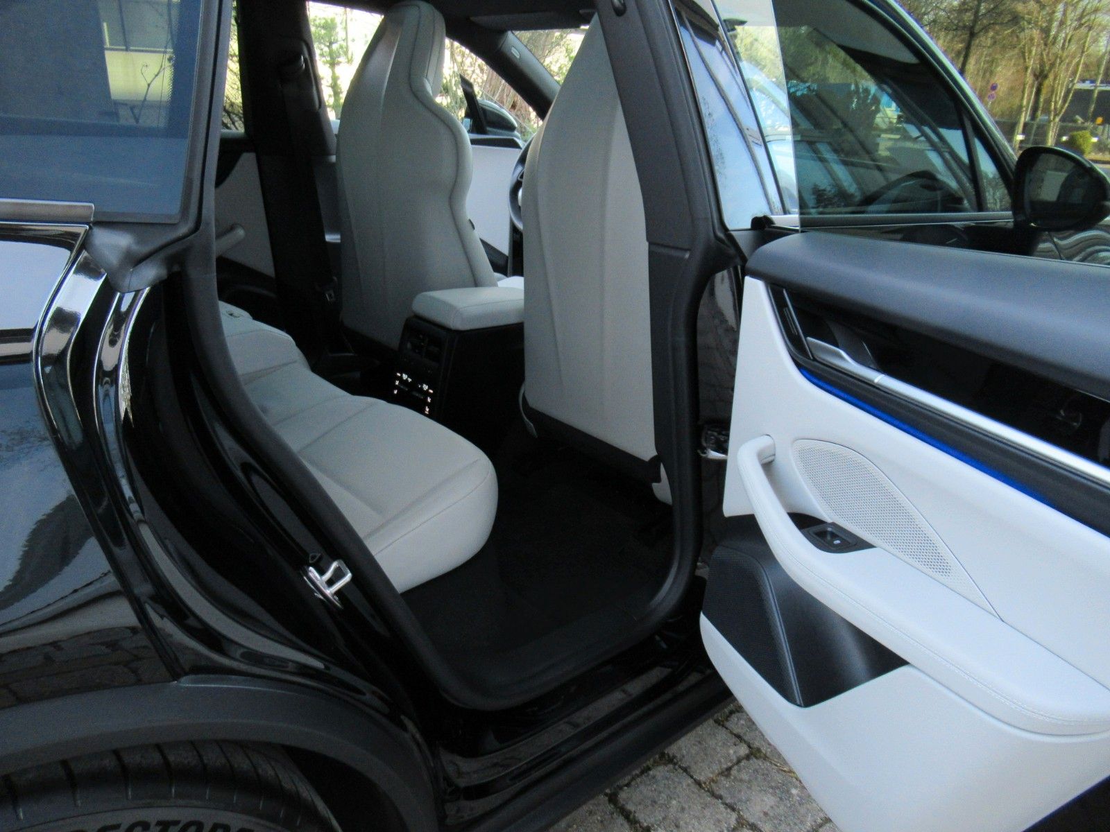 Porsche MACAN 4e HEAD-UP - Samsaru's Car Outlet