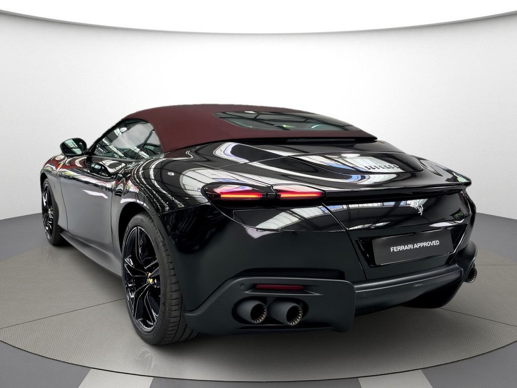 Ferrari Roma Spider - Samsaru's Car Outlet