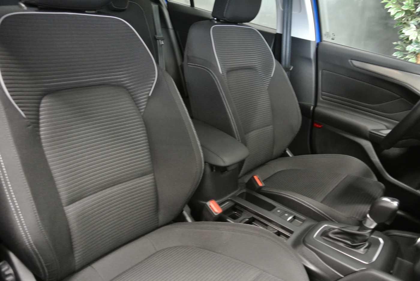 Ford Focus Turnier 1.0 E.Boost Hybrid Aut. Titanium