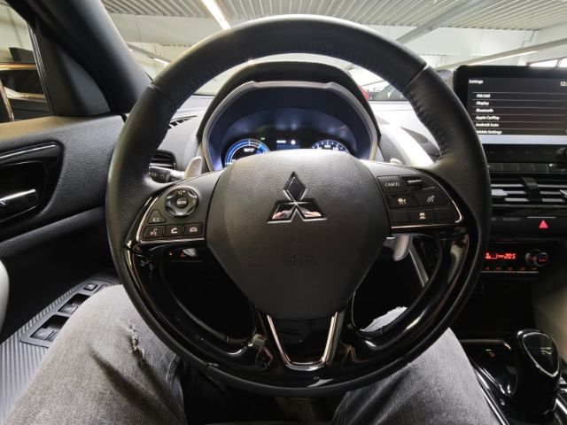 Mitsubishi Eclipse Cross Mitsubishi Plug-In Hybrid Plus Sel
