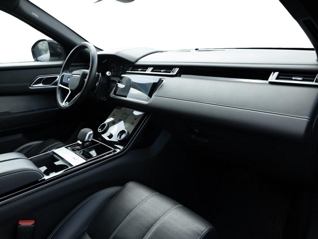 Range Rover Velar P400e R-Dynamic - Samsaru's Car Outlet