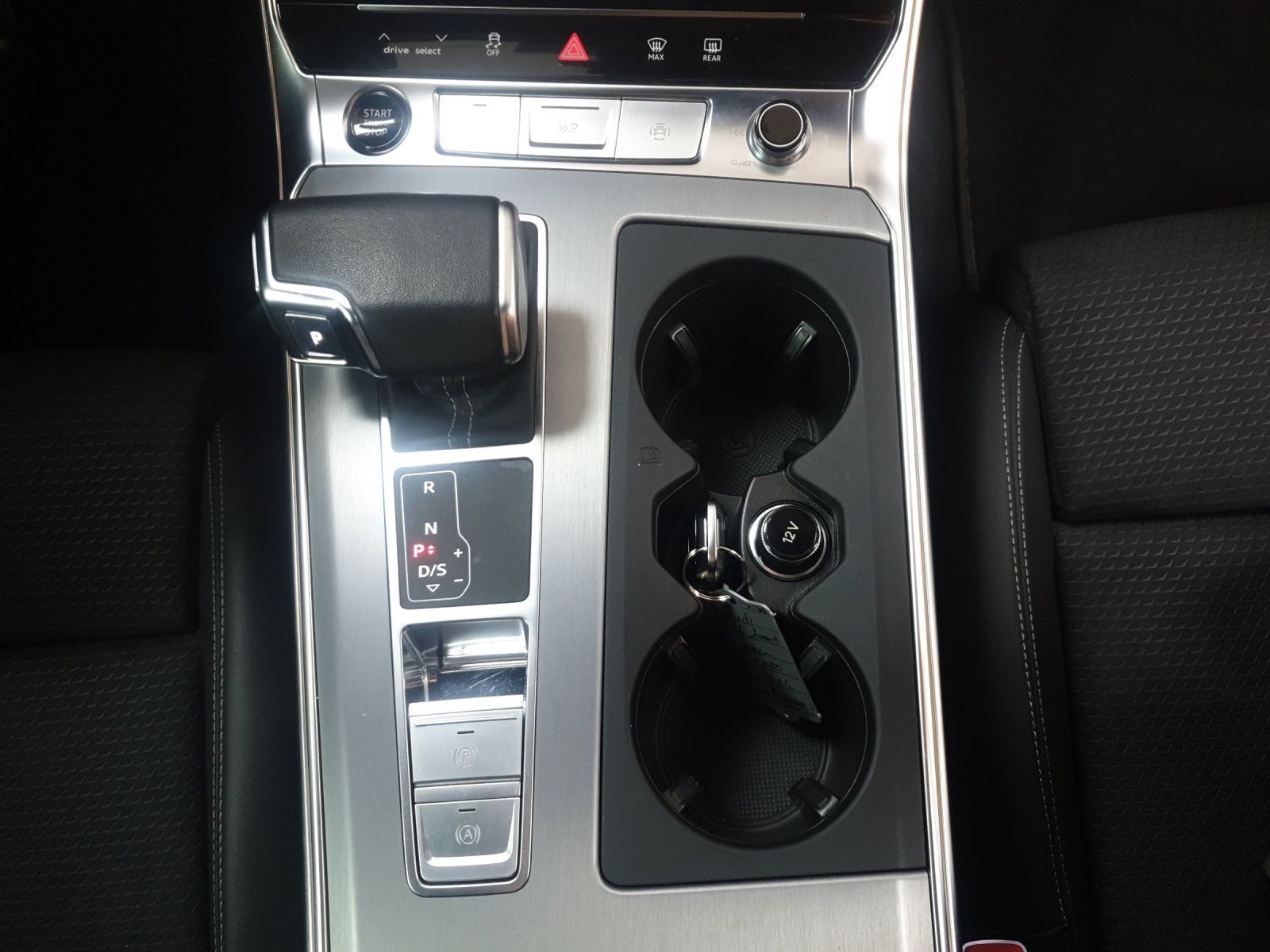 Audi A6 Avant 40 TDI quattro S line - Samsaru's Car Outlet