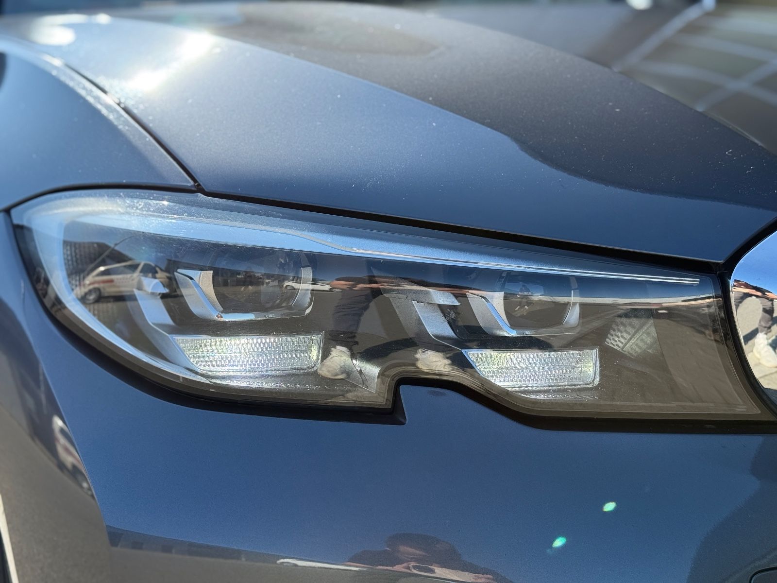 BMW 320 d xDrive LUXURY - Samsaru's Car Outlet