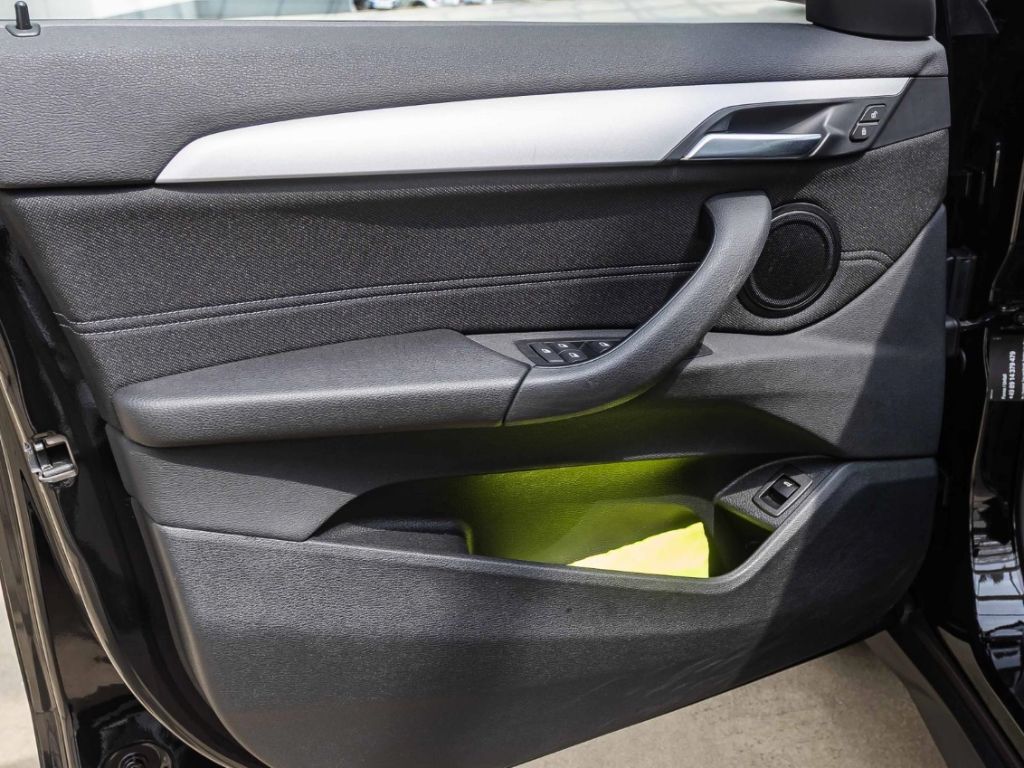 BMW X1 18d - Samsaru's Car Outlet
