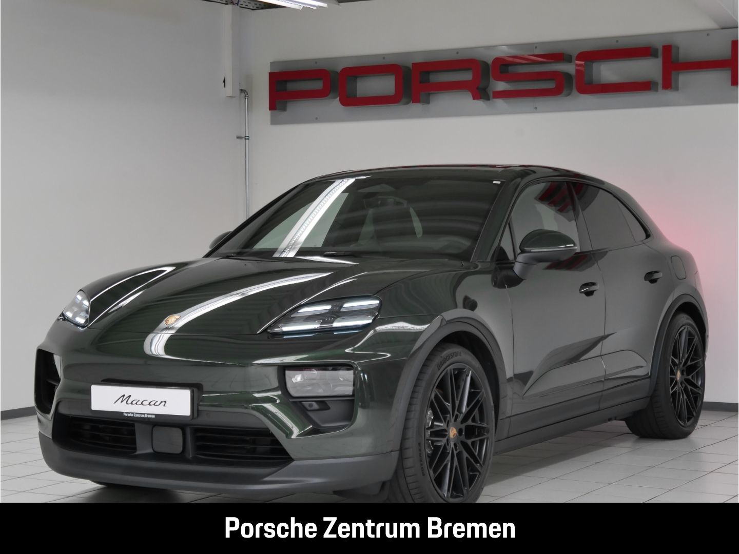 Porsche Macan 4 S Burmester Pano InnoDrive Luftfederung