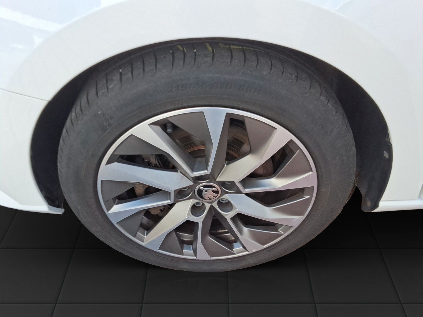 Skoda Fabia Combi TSI DSG - Samsaru's Car Outlet