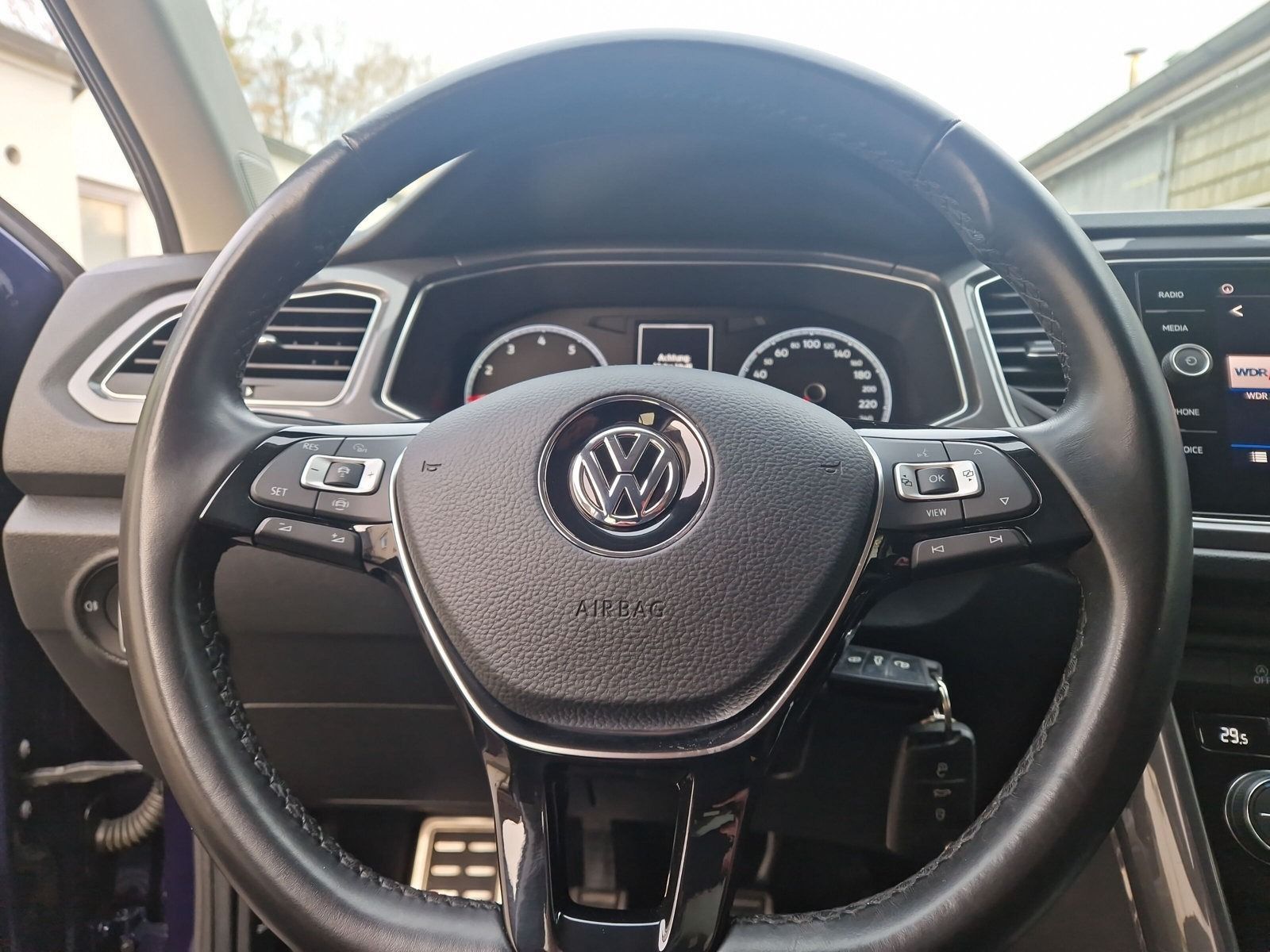 Volkswagen T-Roc IQ.DRIVE - Samsaru's Car Outlet