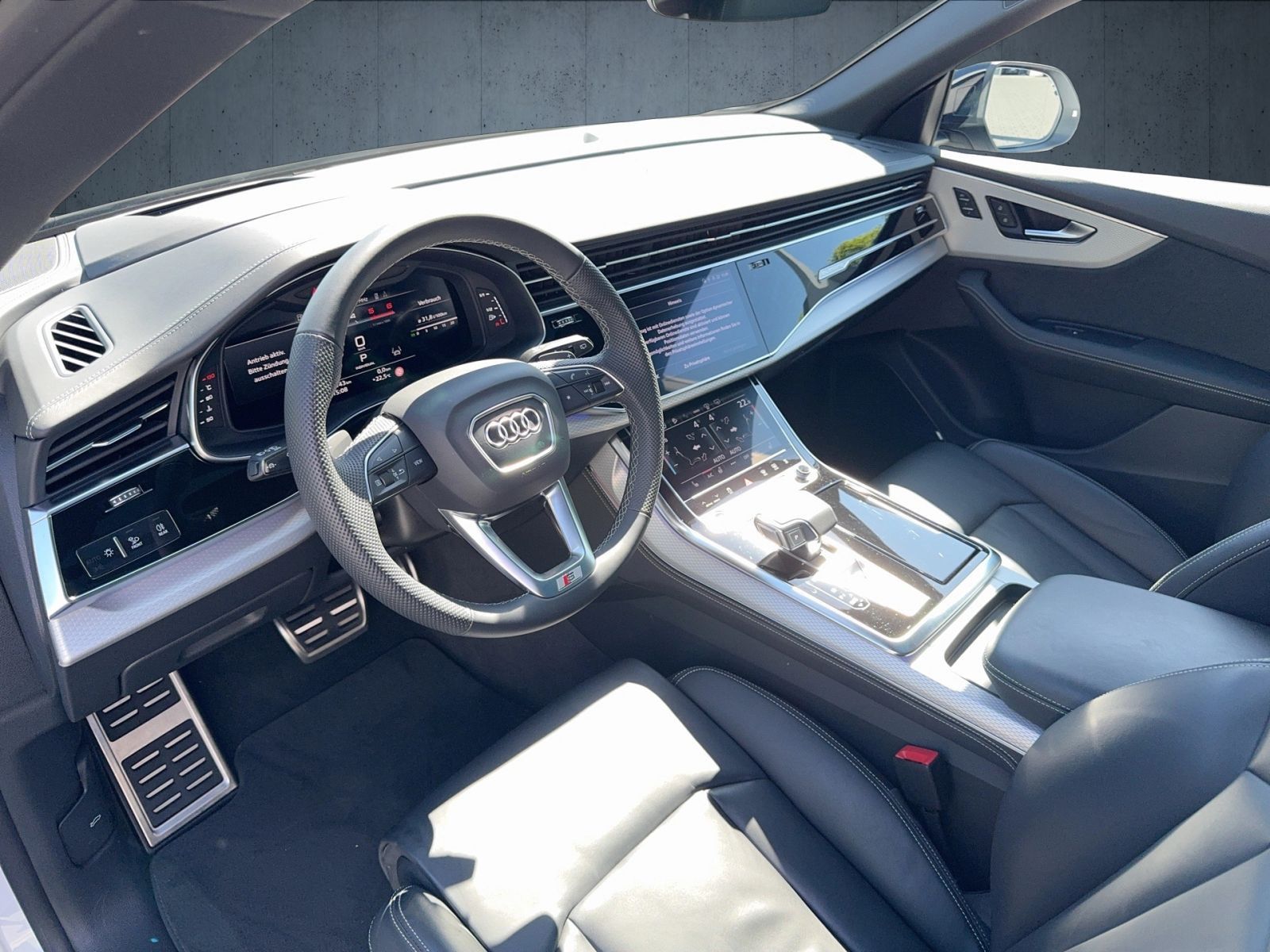 Audi Q8 S line 50 TDI AHK/StHz/HuD/22''/HDMatrix/4Len