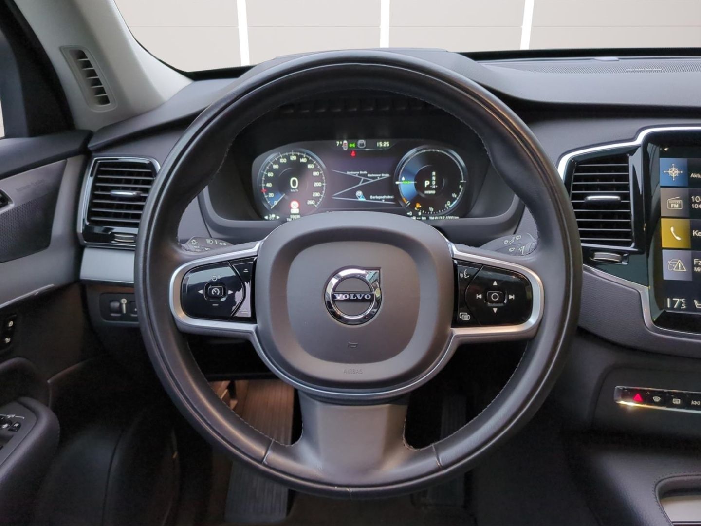 Volvo XC90 T8 Recharge Inscription Expr. *Pano*HUD*AHK