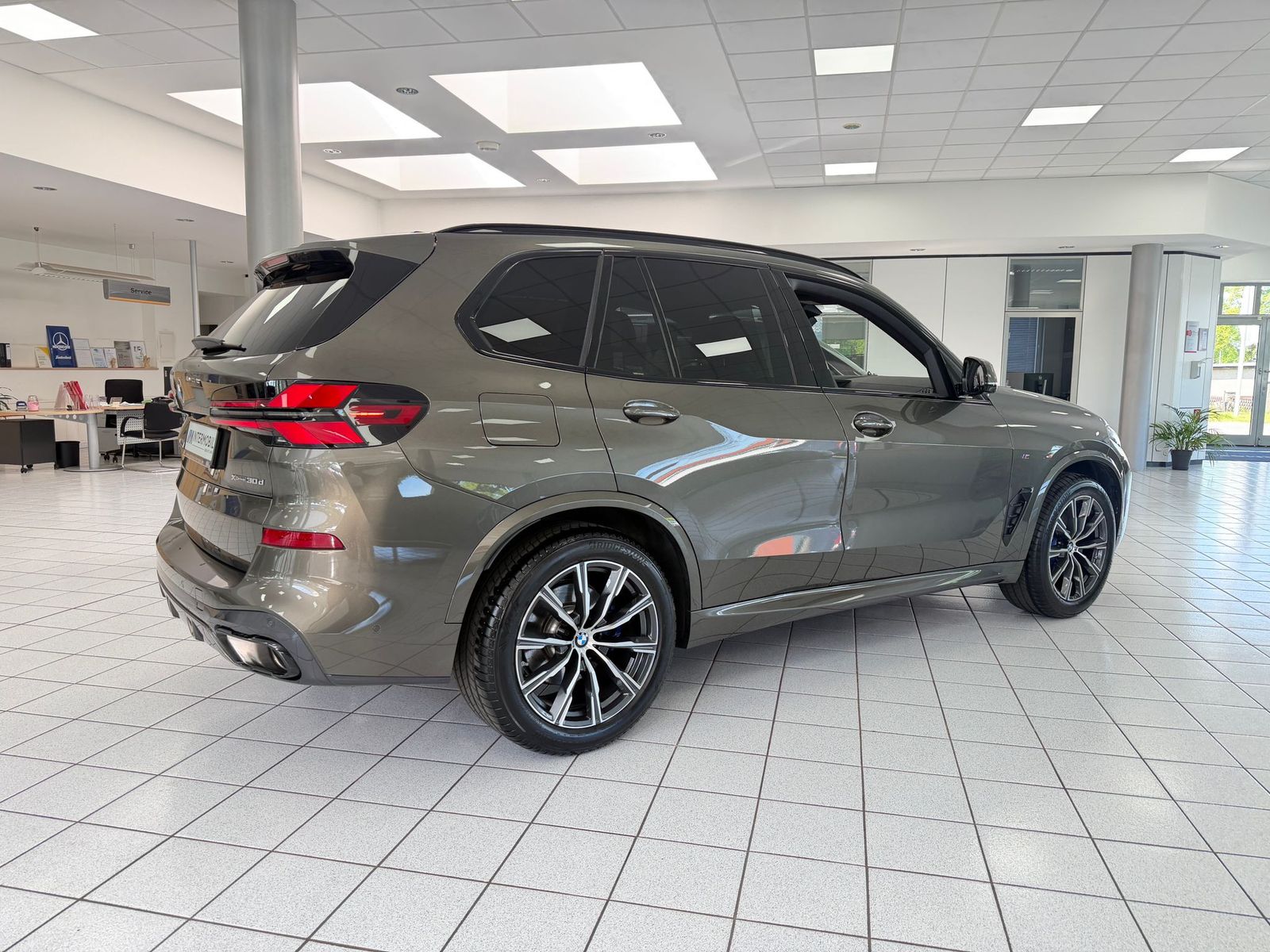 BMW X5 xD30d M-Sport Pro*7-SITZ*PANO-SKY*LUFT*HUD*