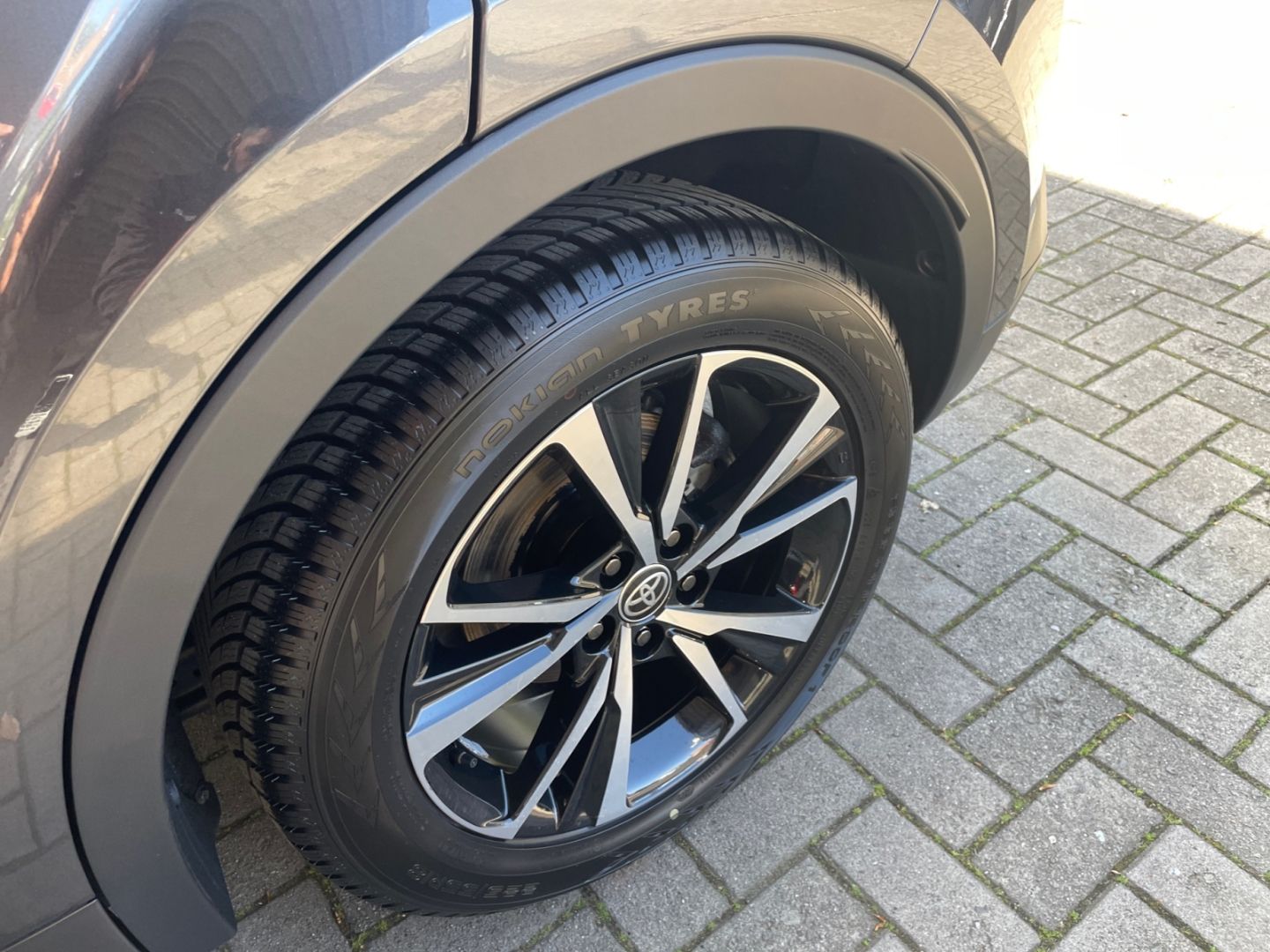 Toyota C-HR 1.8 Hybrid Team D *LED*el. Heck*ACC*CAM*SHZ