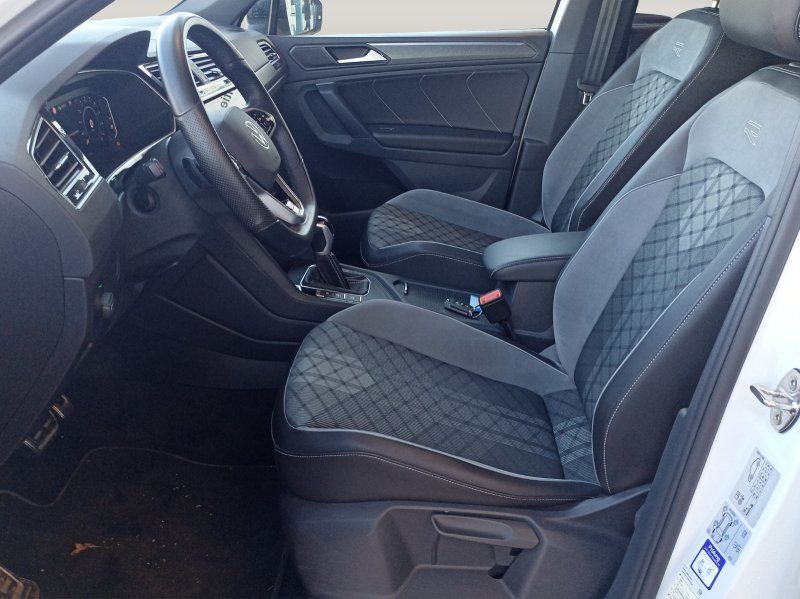 Volkswagen Tiguan 1.4 TSI eHybrid R-Line  AHK+MATRIX-LED+NA