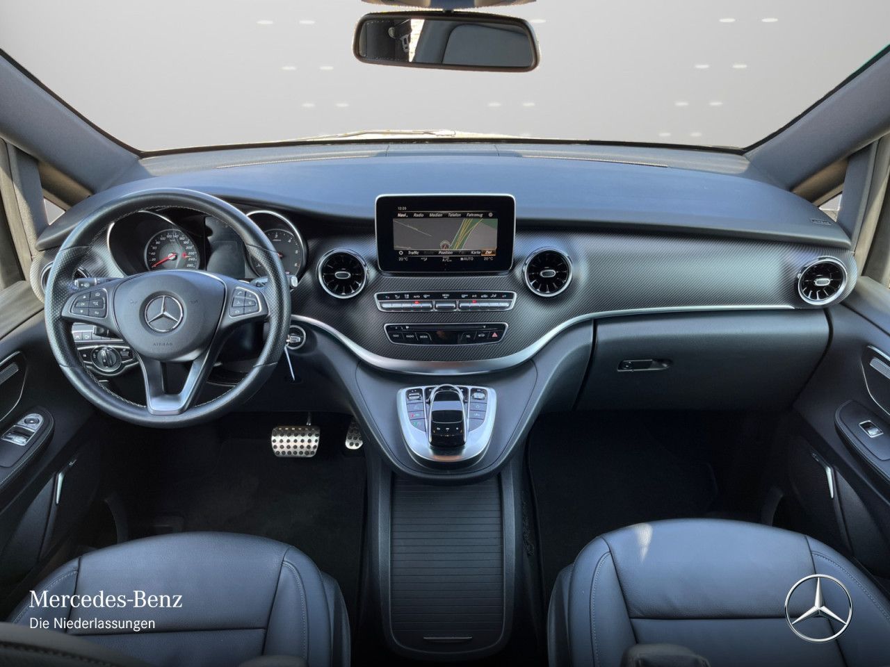 Mercedes-Benz V 300 d Kompakt AVANTGARDE EDITION - Samsaru's Car Outlet