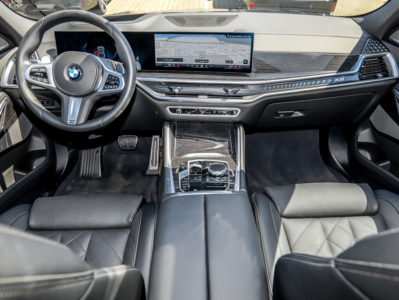 BMW X6 xDrive40d M Sport PANO ACC AHK RFK NAVI LED