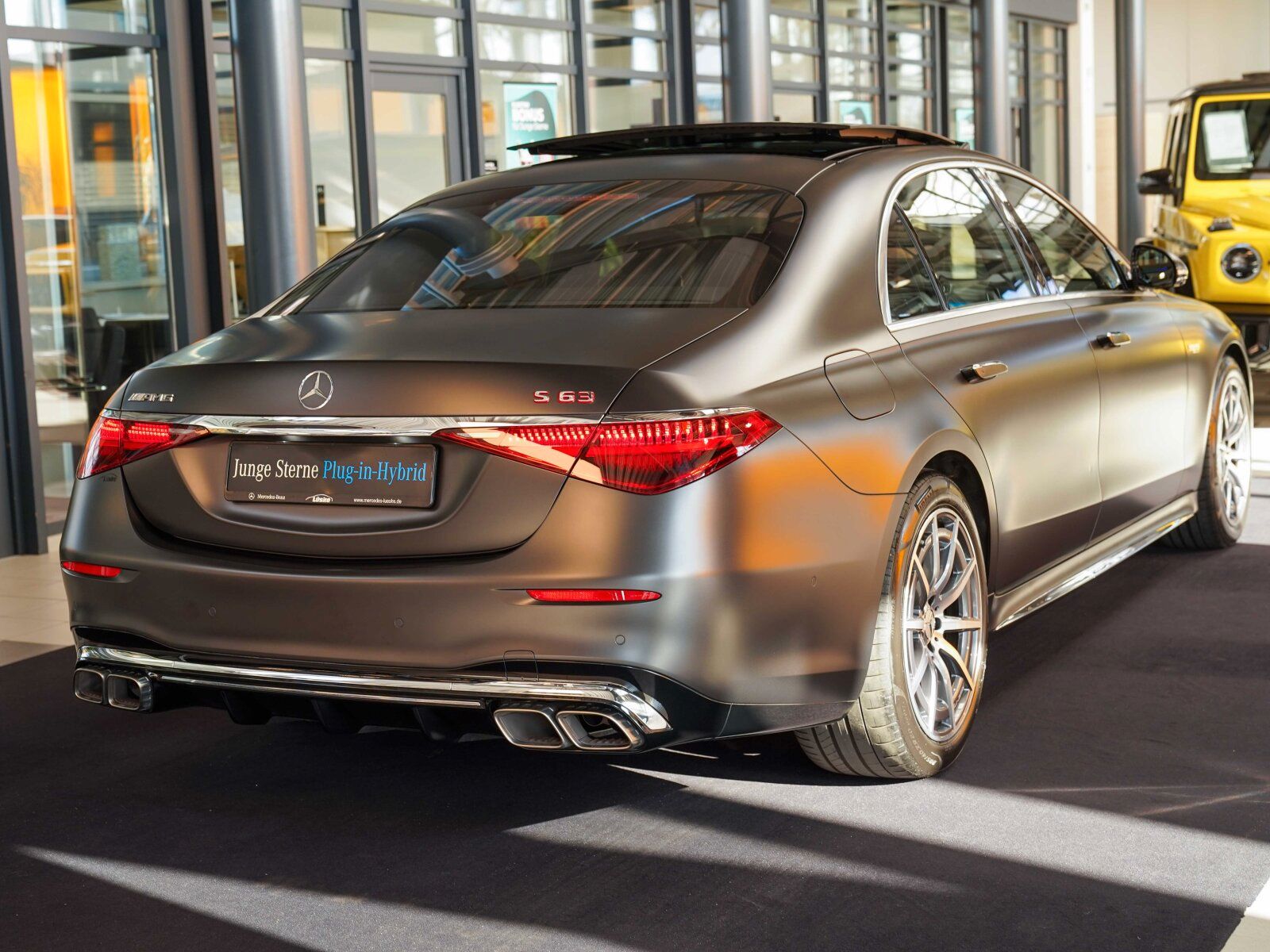 Mercedes-Benz S 63 AMG E Performance MATT Exklusiv AR-Head-up