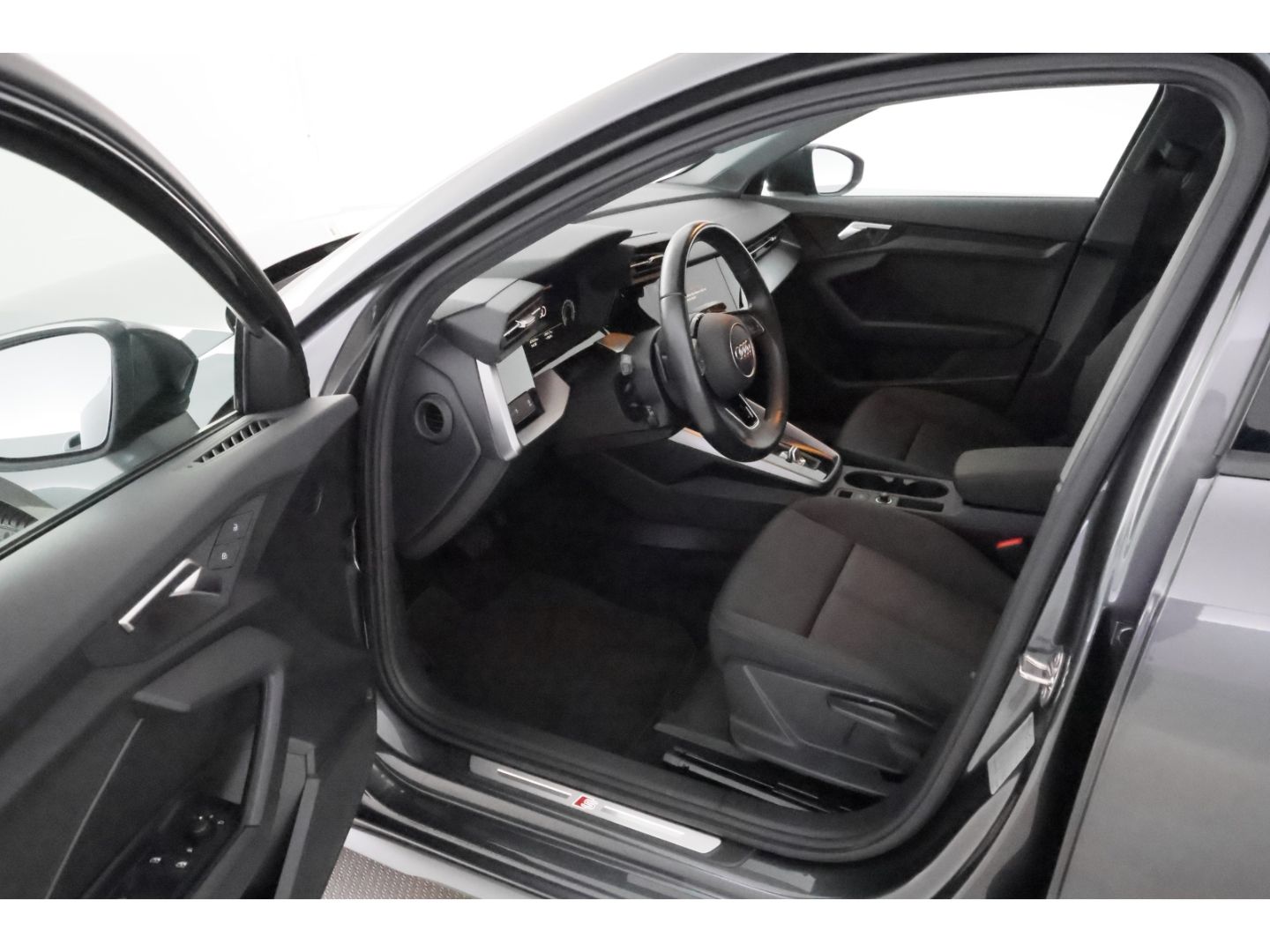 Audi A3 30TFSI SB S-tronic S-line+LED+NAVI+VIRTUAL