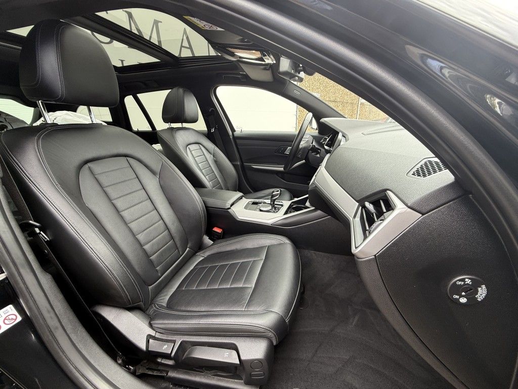 BMW 330 e Touring Aut. Advantage - Samsaru's Car Outlet