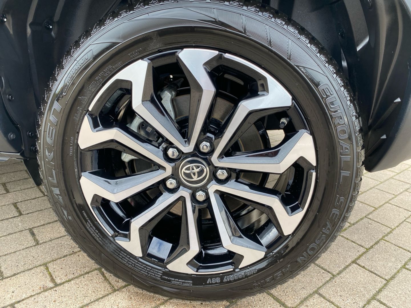 Toyota Yaris Cross Hybrid 1.5 Team D *Matrix*CAM*SHZ*PD